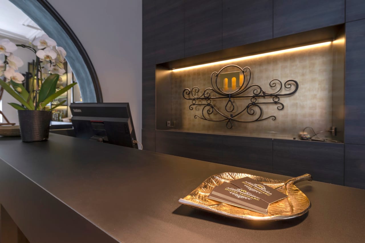 Hotel Monarc interior